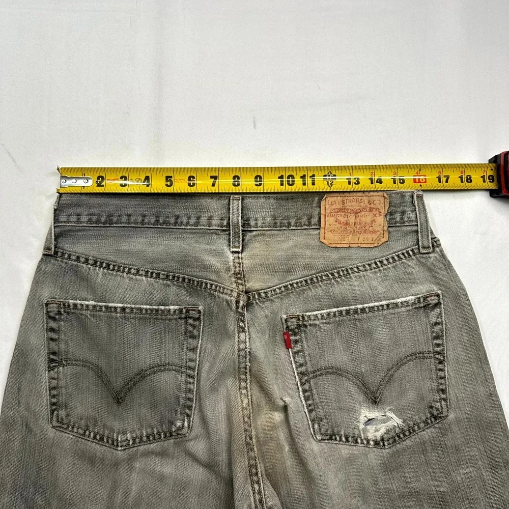 Vintage Y2K Levi's 501 Original Fit Jeans Mens 34x32 Gray Distressed‎ Button Fly